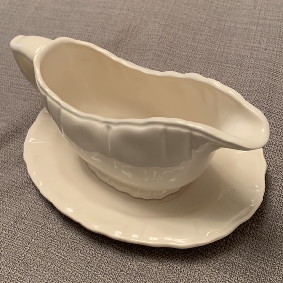 Gravy Bowl & Plate - Picture 6 of 6